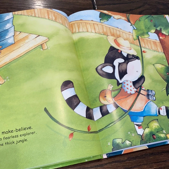 Mimi Make Believe Children’s book - Picture 3 of 4